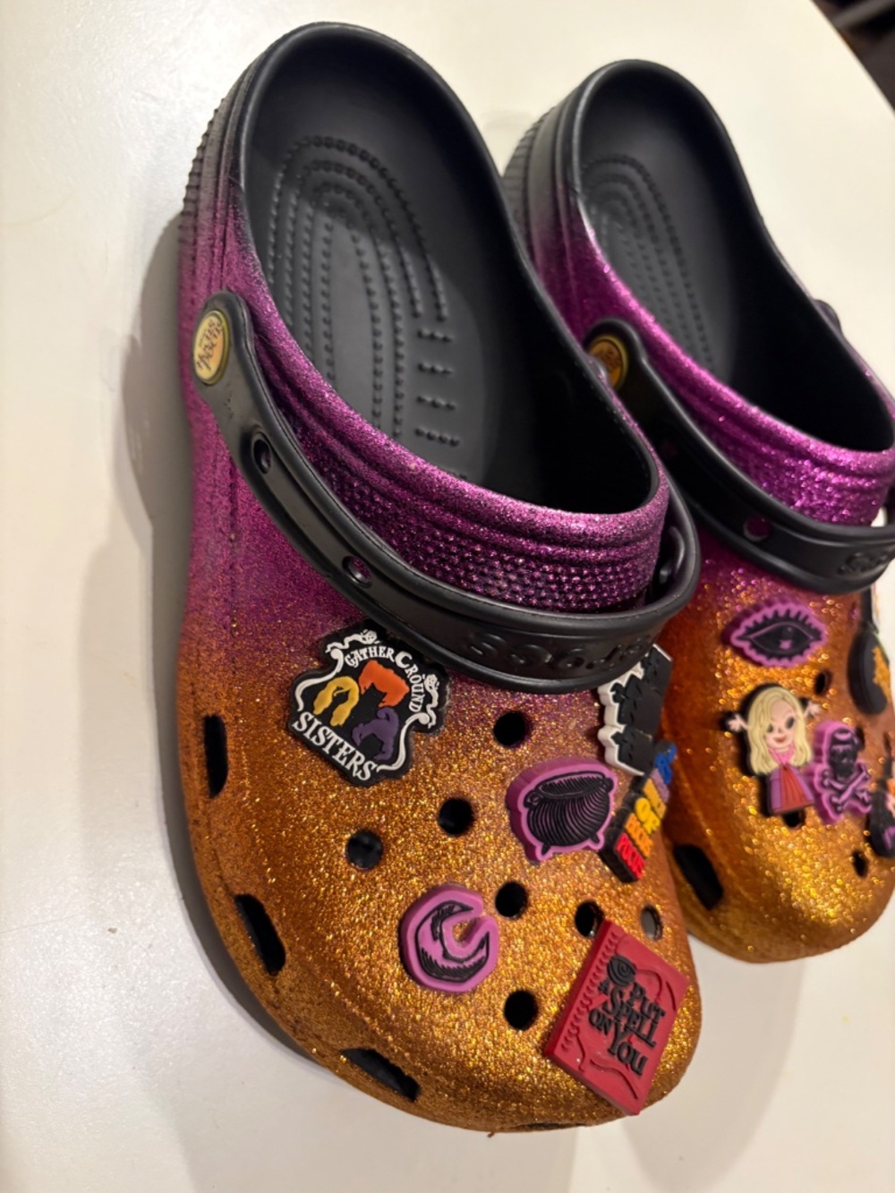Disney Hocus Pocus Crocs - Picture 3 of 9